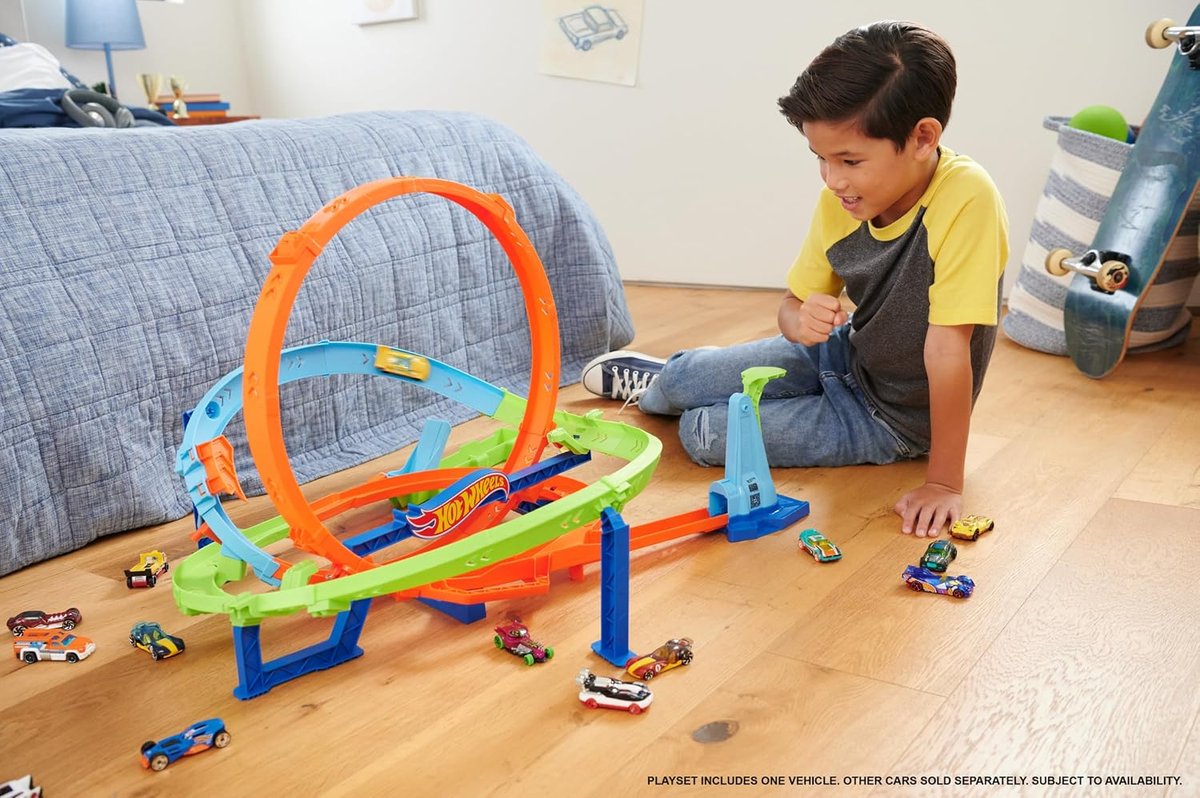Hot Wheels Action Loop Cyclone Challenge view 2