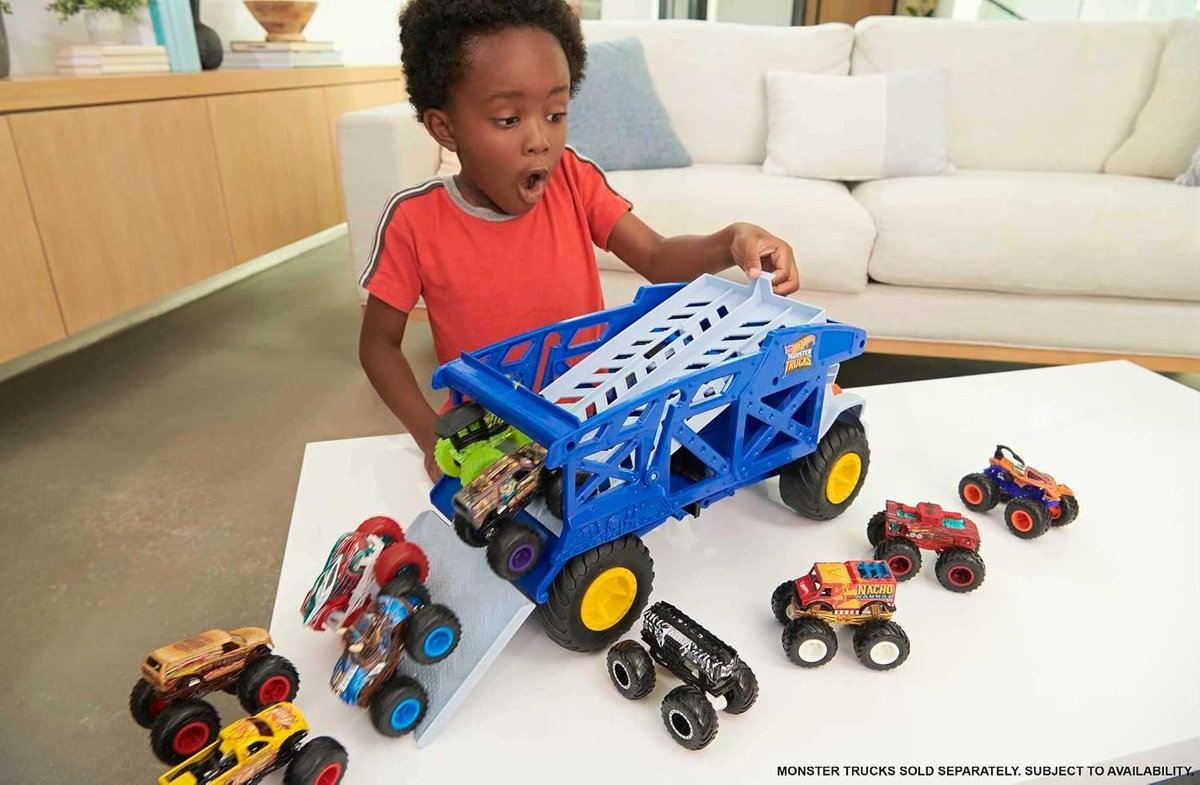 Hot Wheels Monster Trucks Rhino Rig Hauler view 2