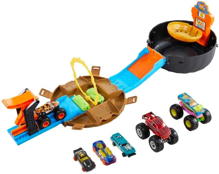 Hot Wheels Monster Trucks Stunt Tire Playset