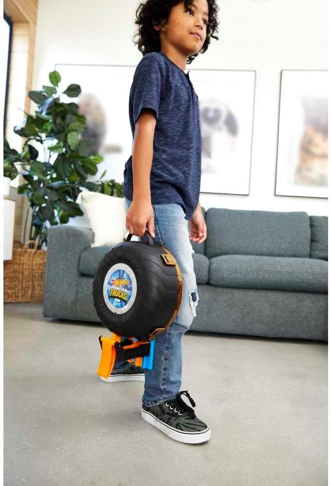 Hot Wheels Monster Trucks Stunt Tire Playset view 4